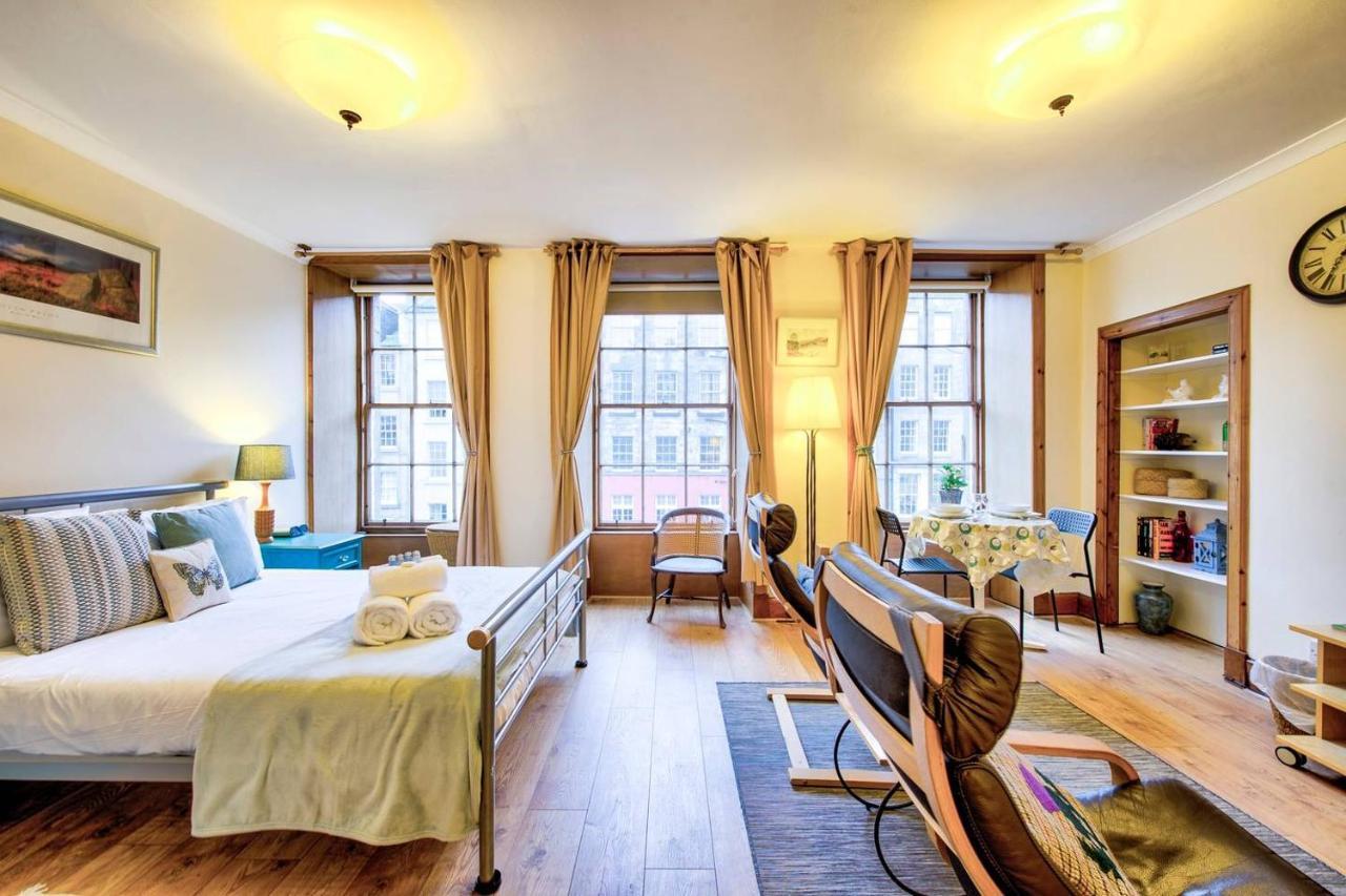 Joivy Royal Mile Apartment In Prime Location إدنبرة المظهر الخارجي الصورة