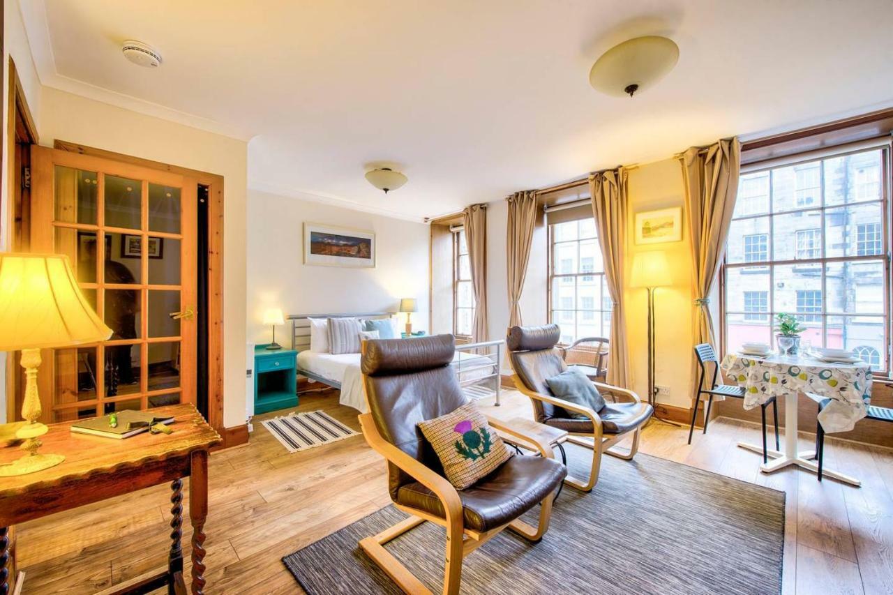Joivy Royal Mile Apartment In Prime Location إدنبرة المظهر الخارجي الصورة